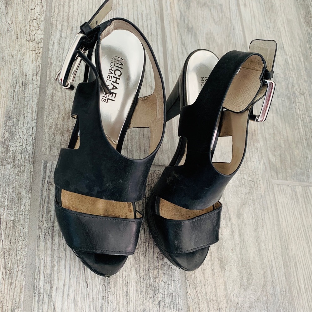 MK heels